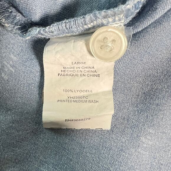 Thread & Supply Blue Chambray White Print Button Up Top Womens Large Western - Picture 4 of 4